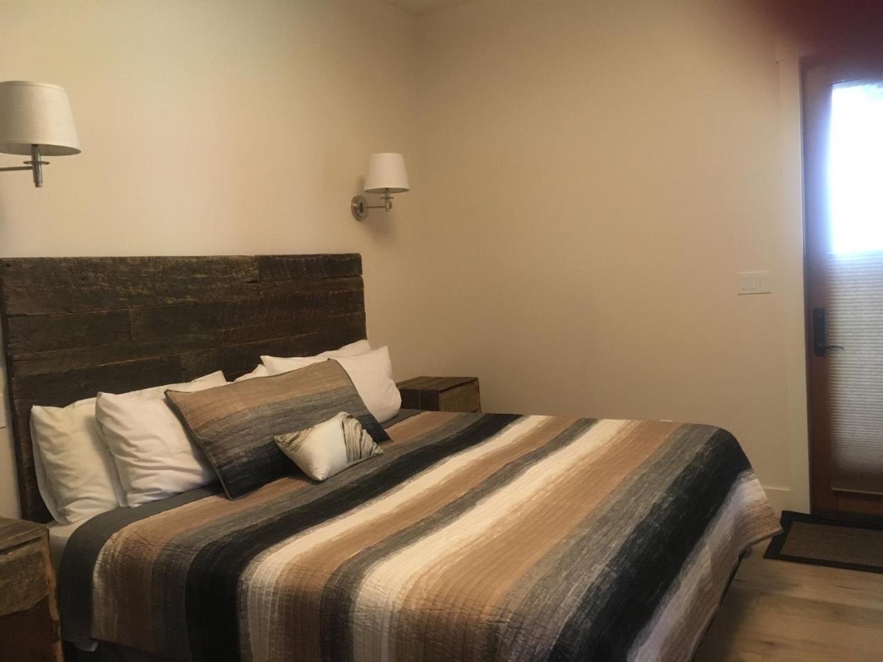 Radium Elk Park B & B Радіум-Гот-Спрінгс Екстер'єр фото